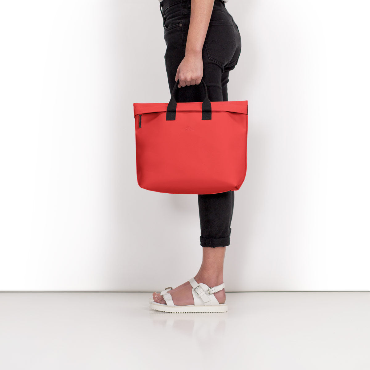 Eliza - Lotus red