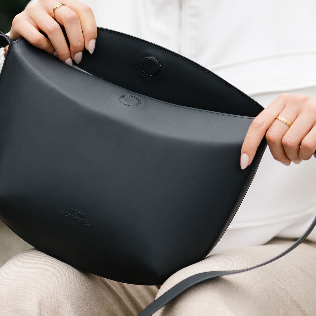 Sofie medium - lotus infinity black