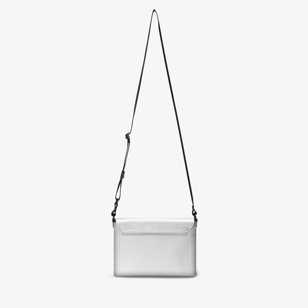 UA_Yuri-Bag_Lotus-Infinity-Series_Silver-Metallic_03.jpg