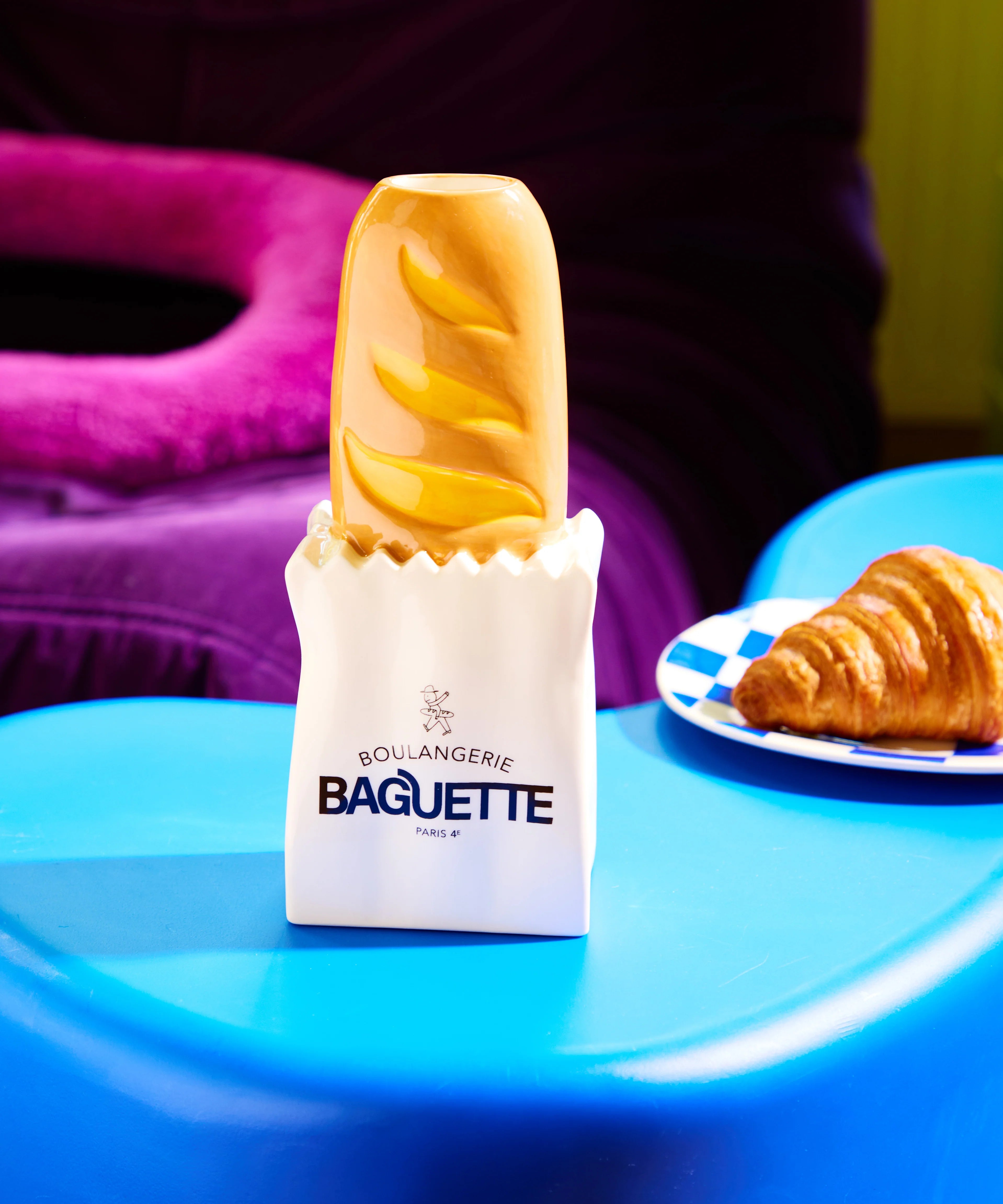 V3_LM_2025_FLUID_MARKET_BAGUETTE_VASE_017_a0ba37d7-f69b-411b-b102-c460efdb0a9b.webp