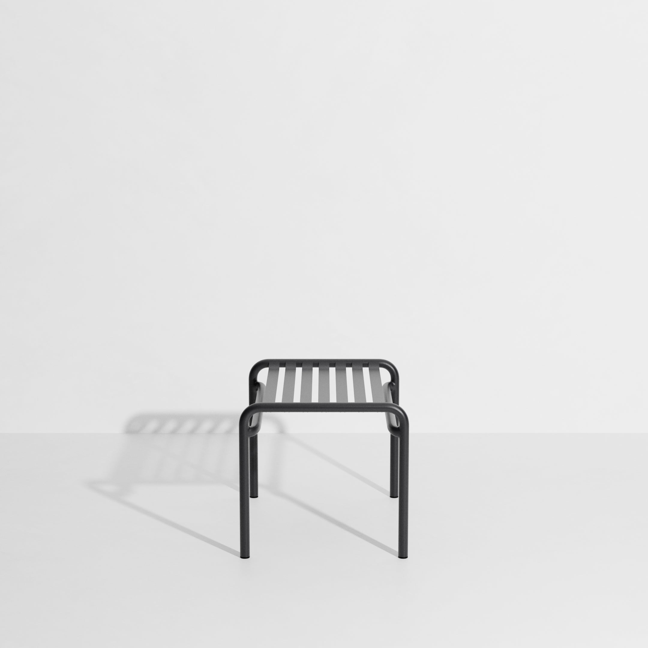 Week-end footstool