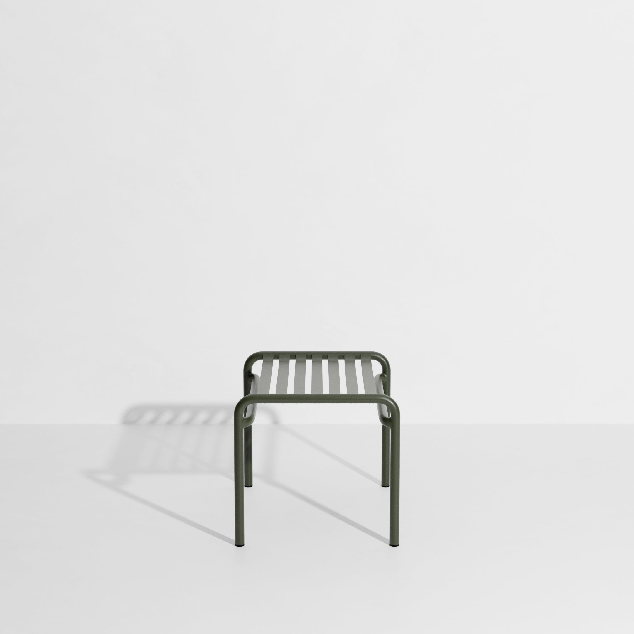 Week-end footstool
