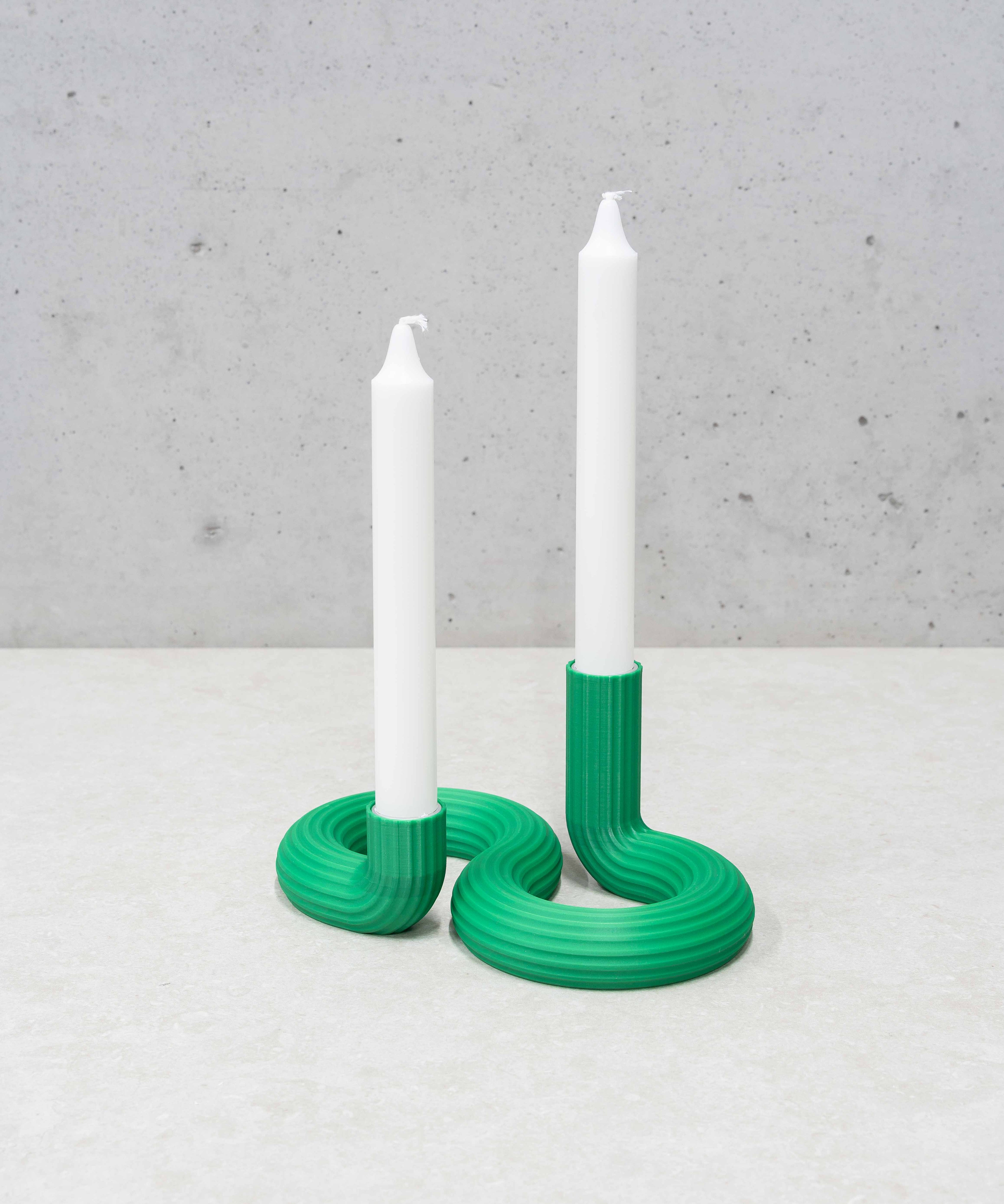 Wavy_Candle_Holder_500kb_5.jpg