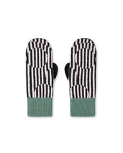 mittens tnr