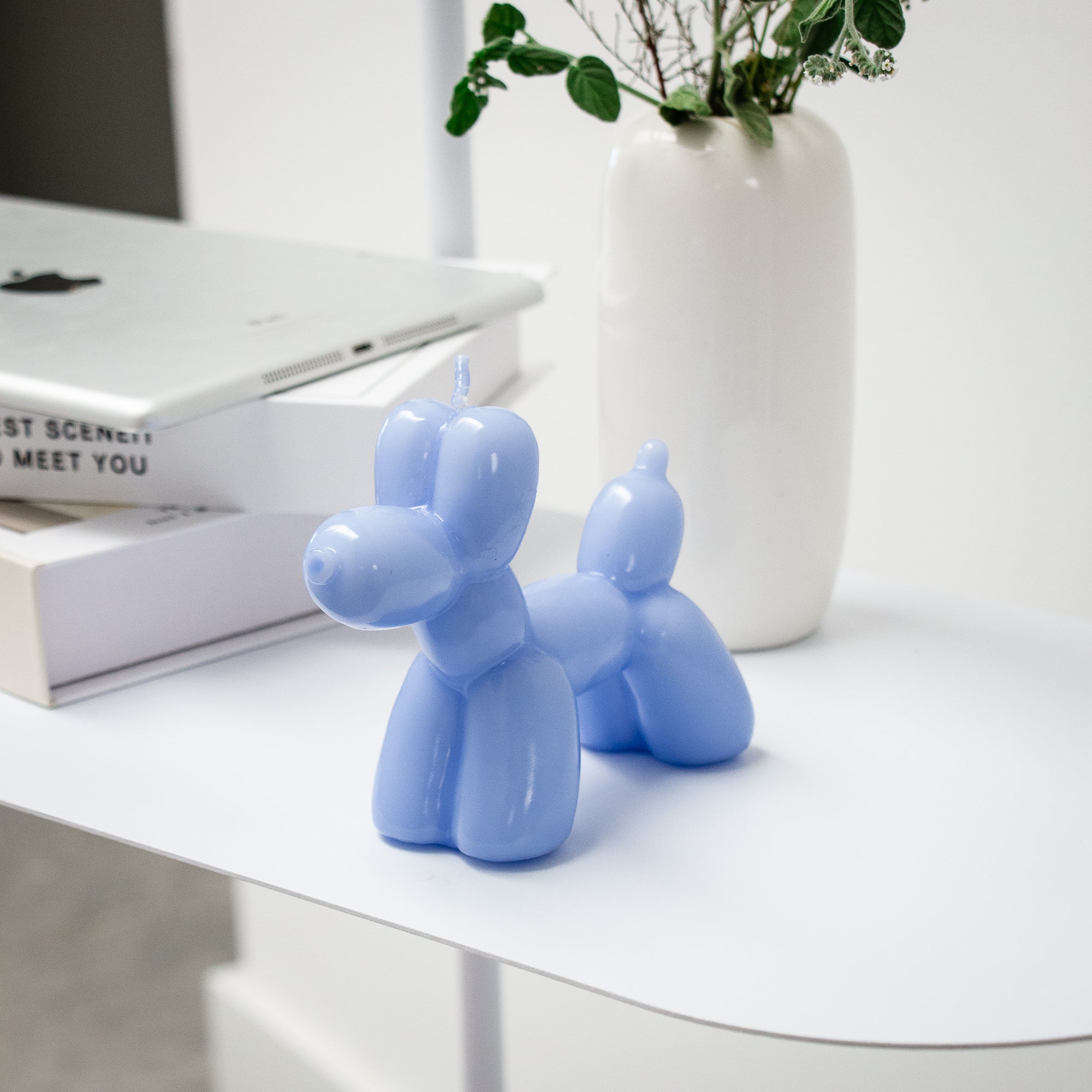 Balloon dog candle