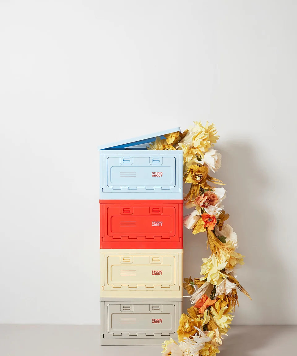 box-blue-yellow-red-grey-storage-studio-about_960x_crop_center_cadcd511-6b5d-44fd-bf28-93fe51b77cf9.webp