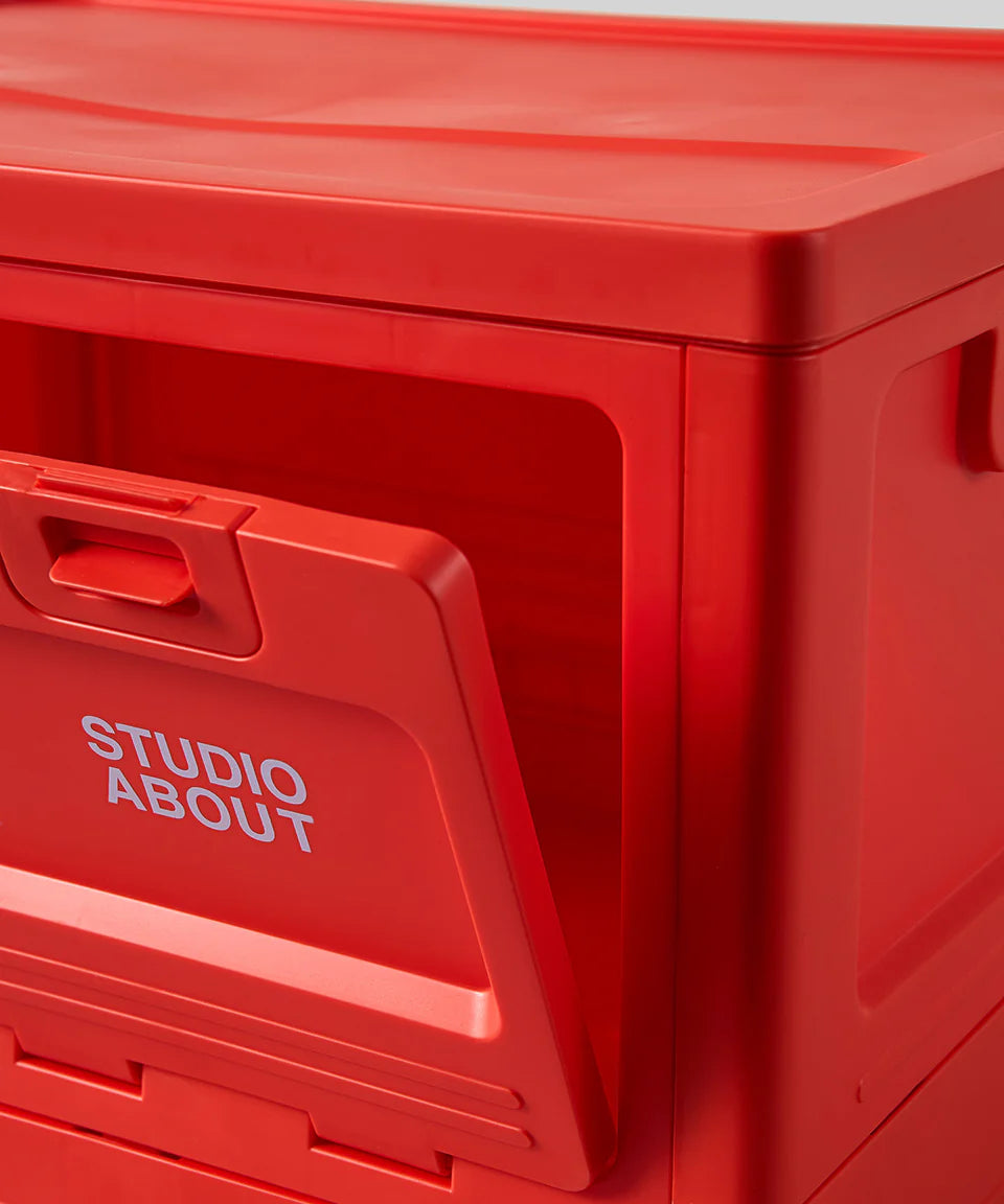 box-red-storage-large-studio-about_2_960x_crop_center_121a7aa1-bc3c-4397-8ecd-17151cb447e4.webp