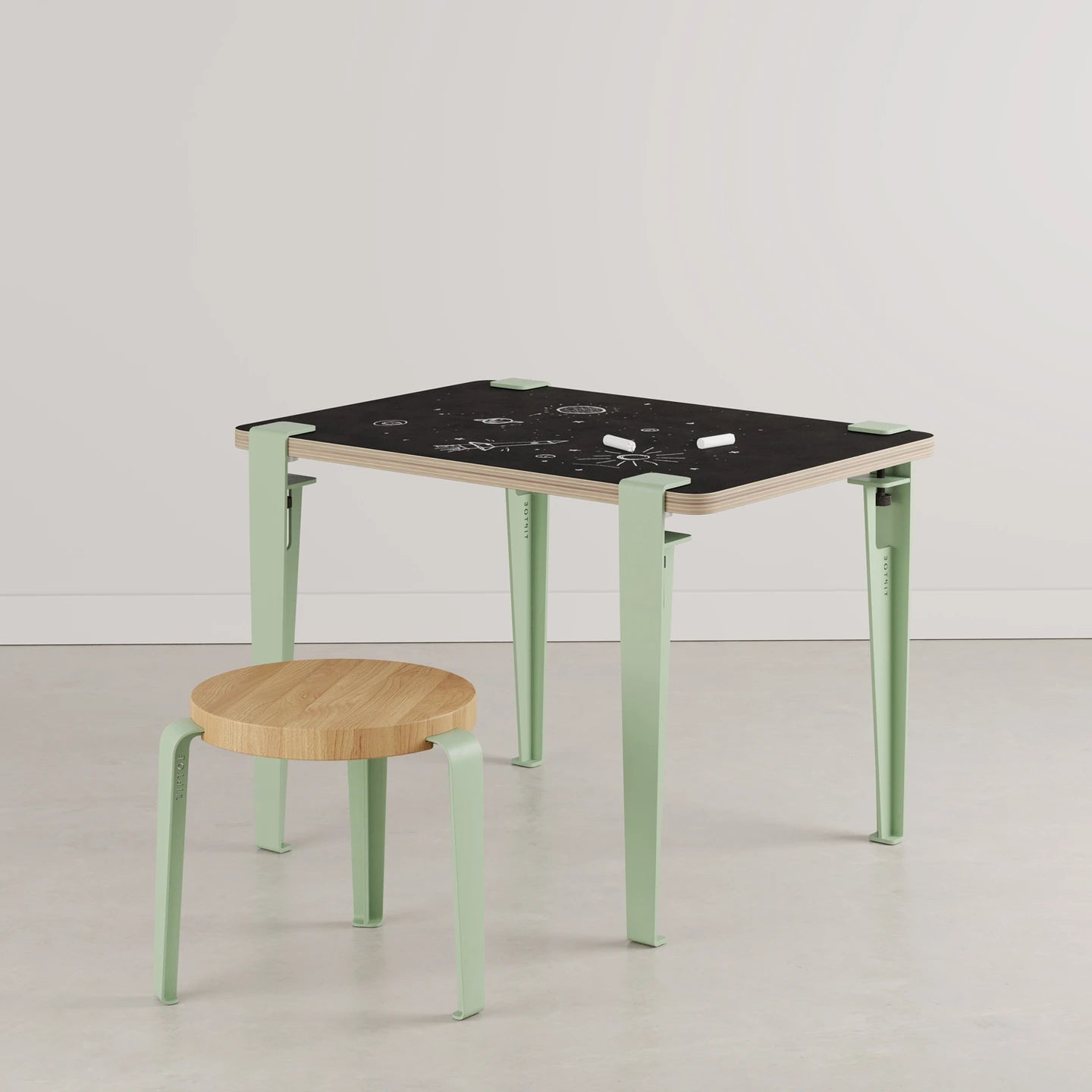 Kids desk - Vice Versa blackboard