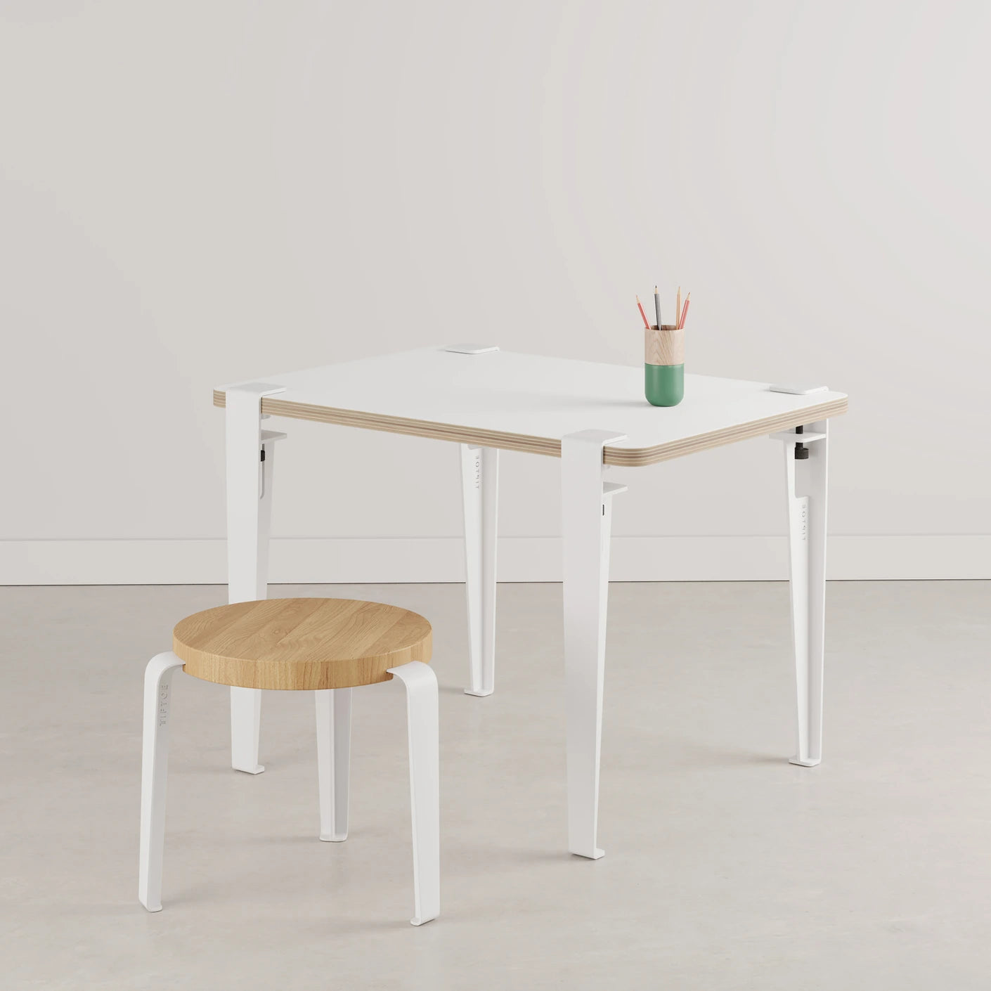 Kids desk - Vice Versa blackboard