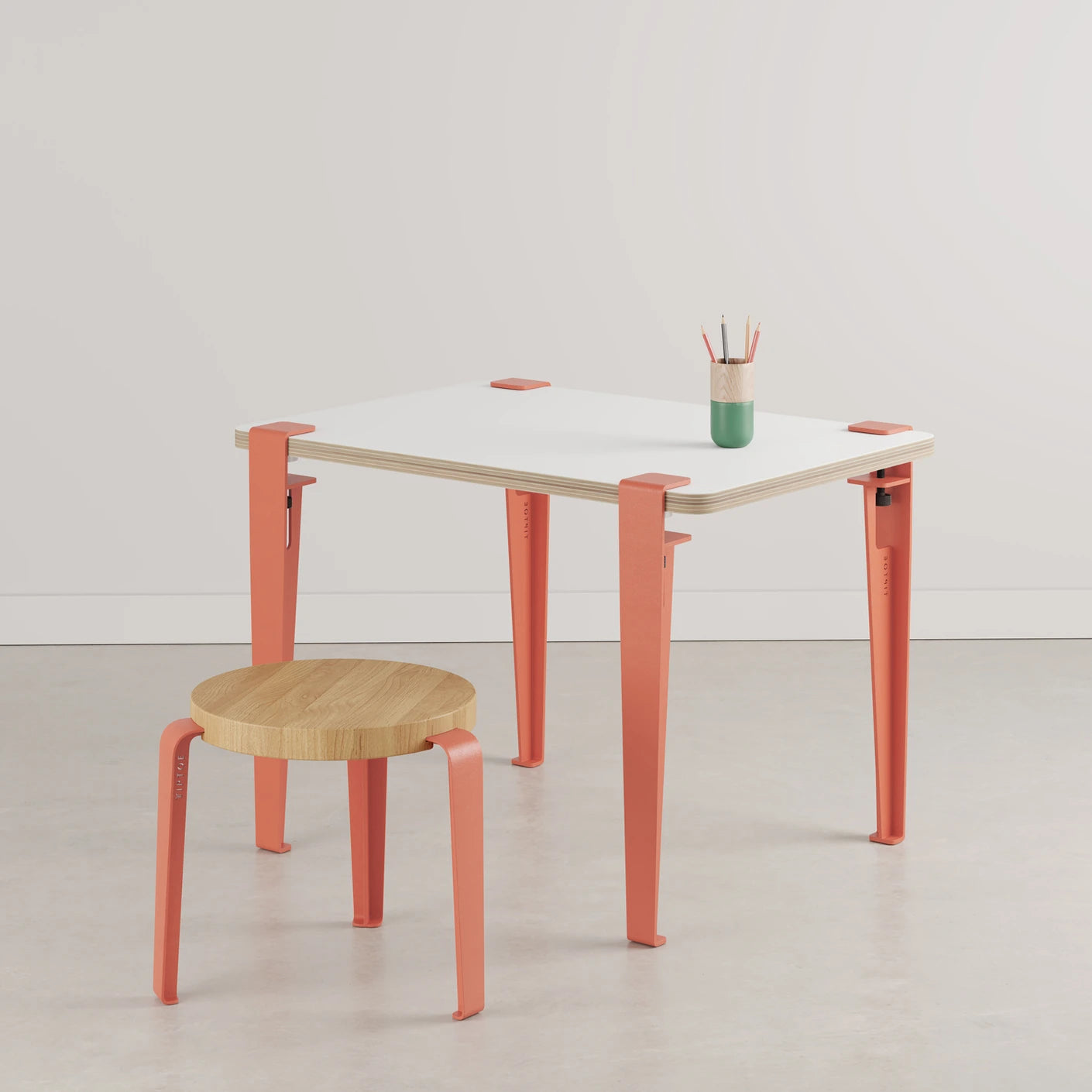Kids desk - Vice Versa blackboard