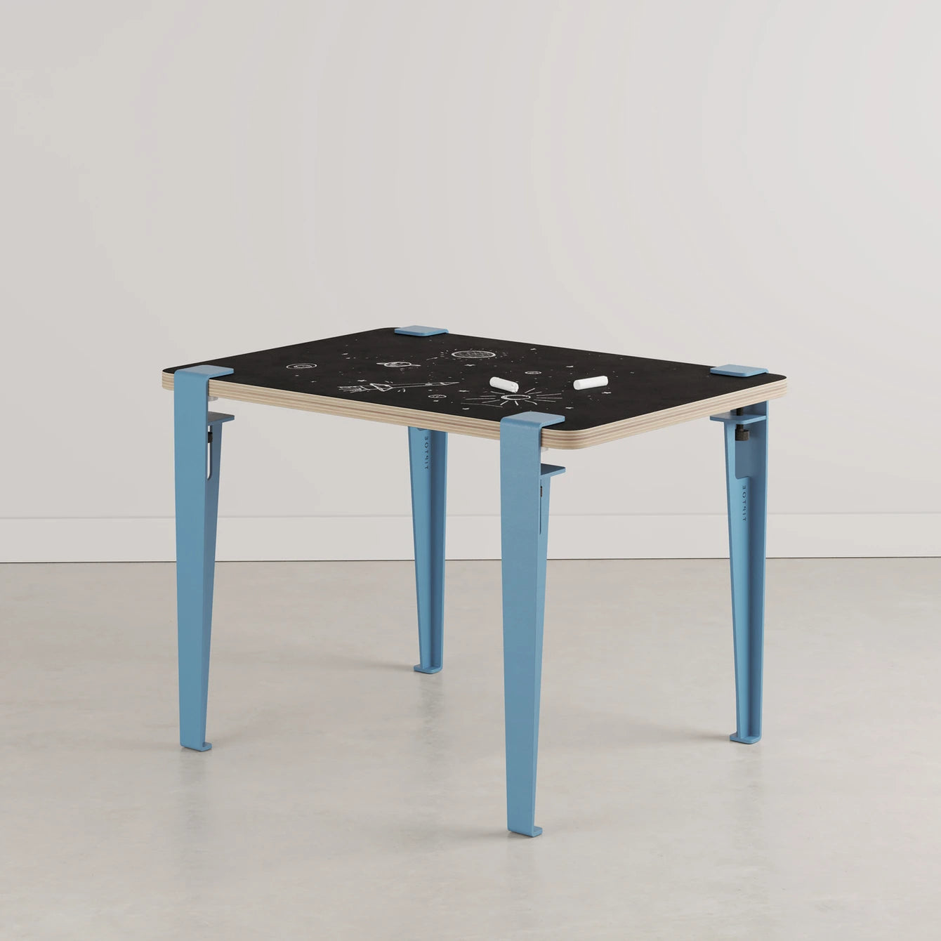 Kids desk - Vice Versa blackboard