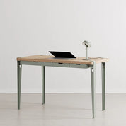 Tiptoe bureau