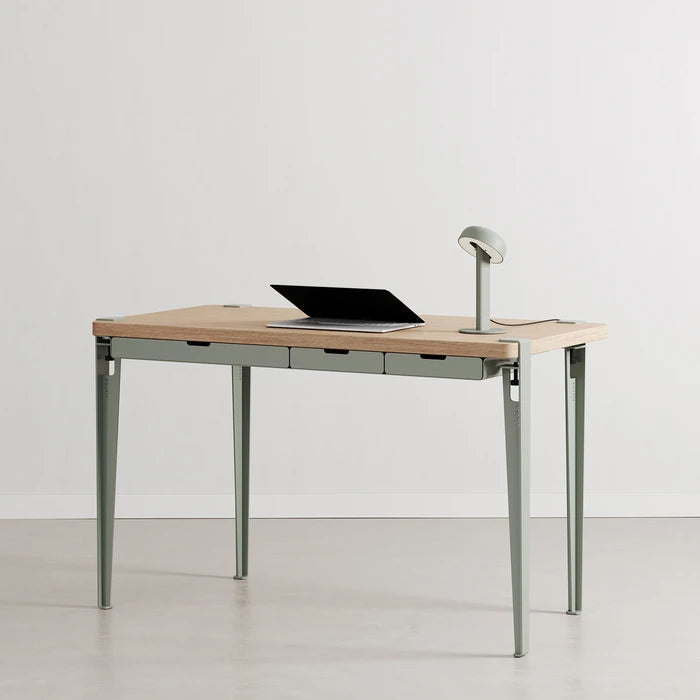 Tiptoe bureau