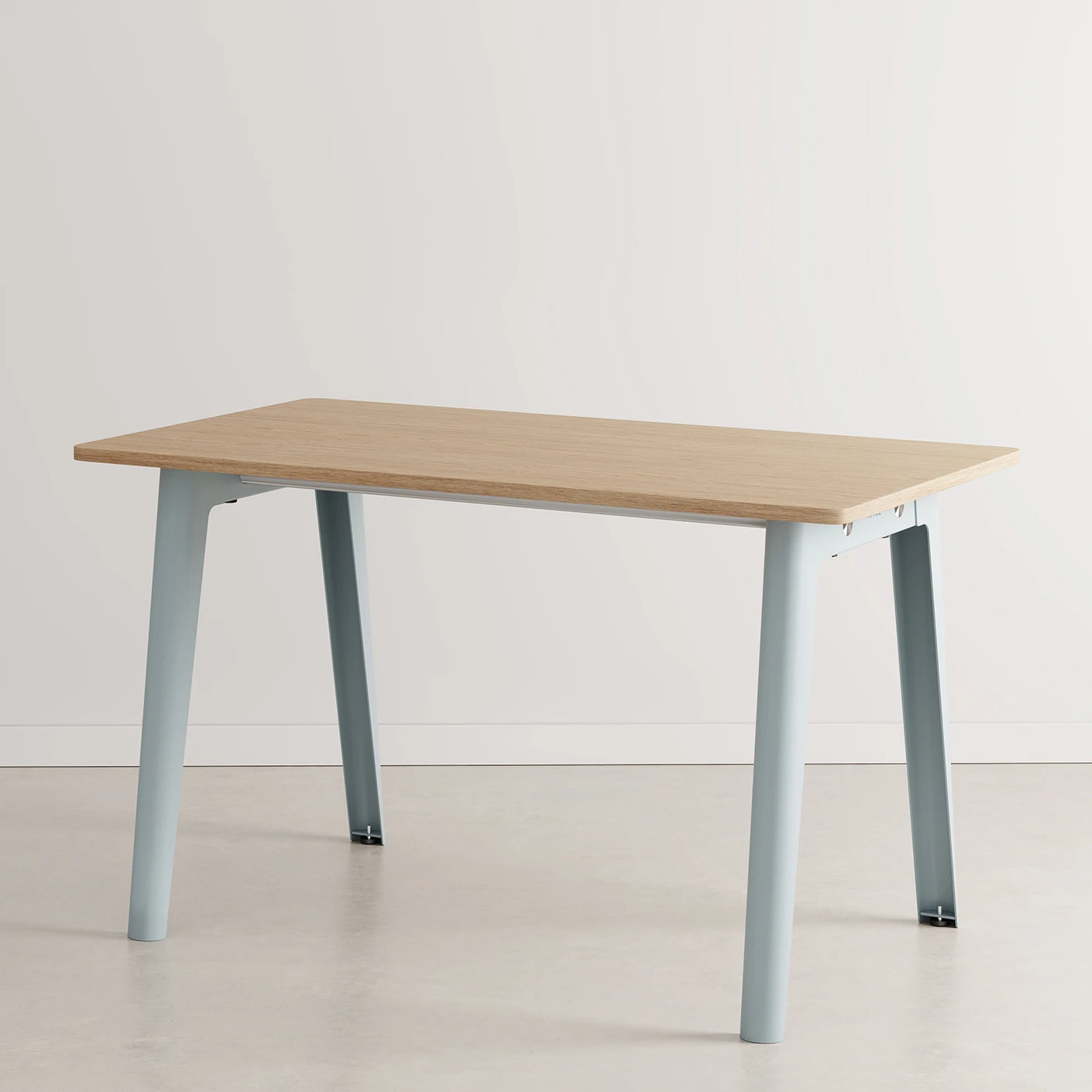 New modern bureau