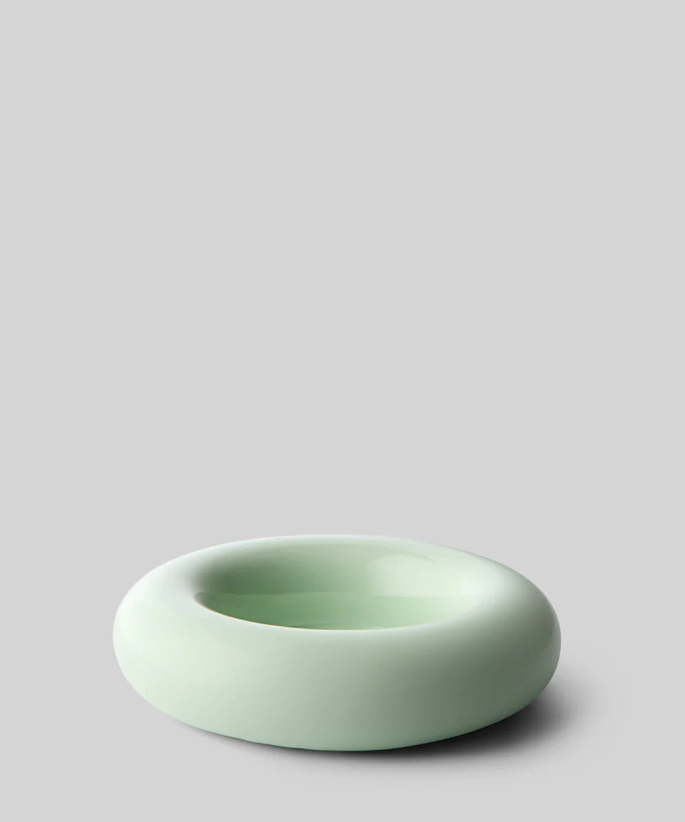 candleholder-large-clayware-mint-fullglace-studio-about-2_960x_crop_center_5d716744-ec7b-49ee-9ce5-c88e5c90b9f4.webp