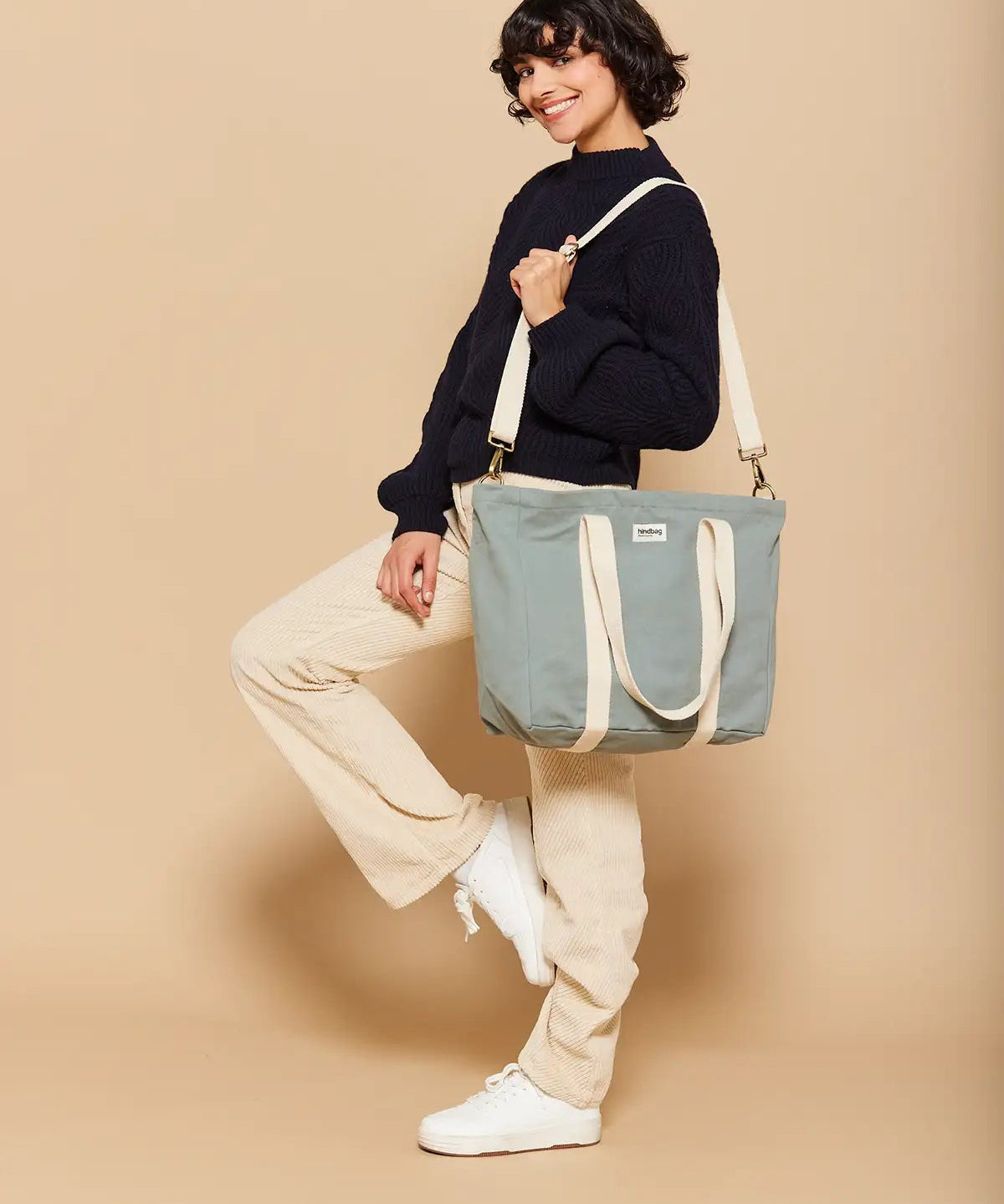 cesar-sac-cabas-sauge-2_1296x_7c7c1775-06a0-4ae7-9cf0-15790c8e7e96.webp