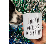 Juffie needs a koffie - Mok