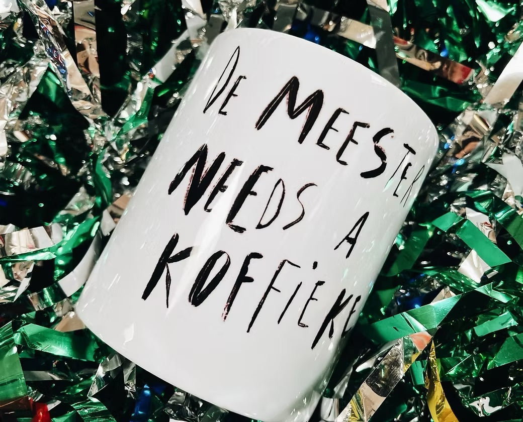 Meester needs a koffie - Mok