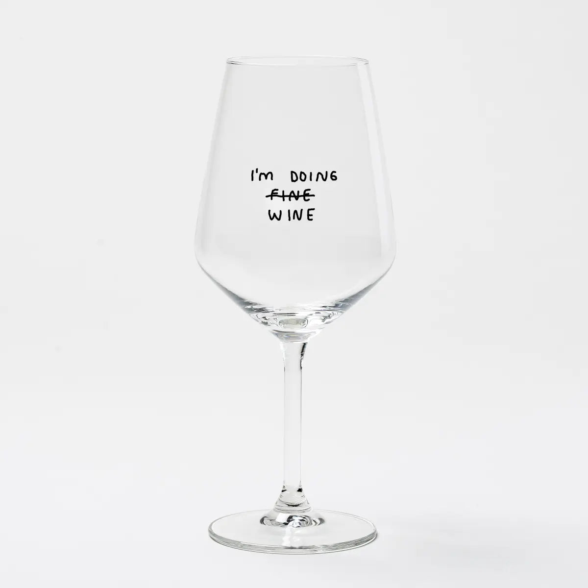 im-doing-wine-weinglas-by-johanna-schwarzer-selekkt_2.webp