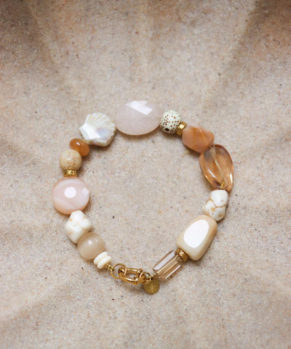 kiki-armband-1.jpg
