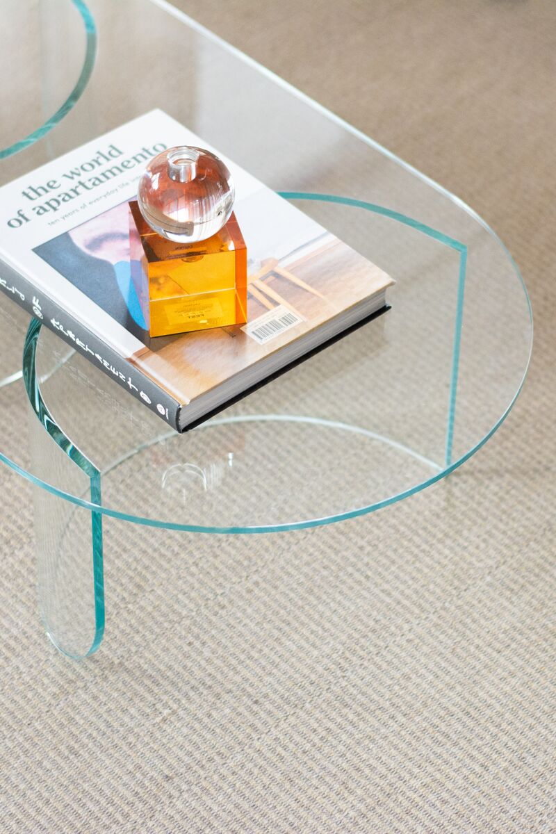 plateau coffee table low glass