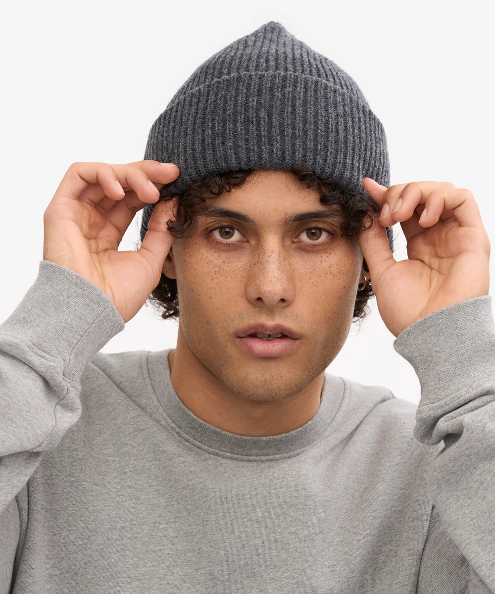 merino-wool-hat-beanie-lava-grey-male_5.webp
