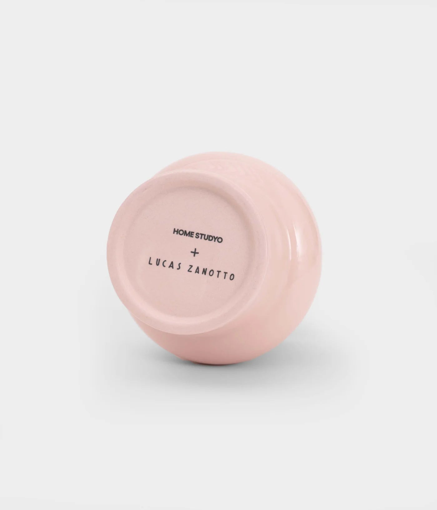 Cute cup - Lucas Zanotto