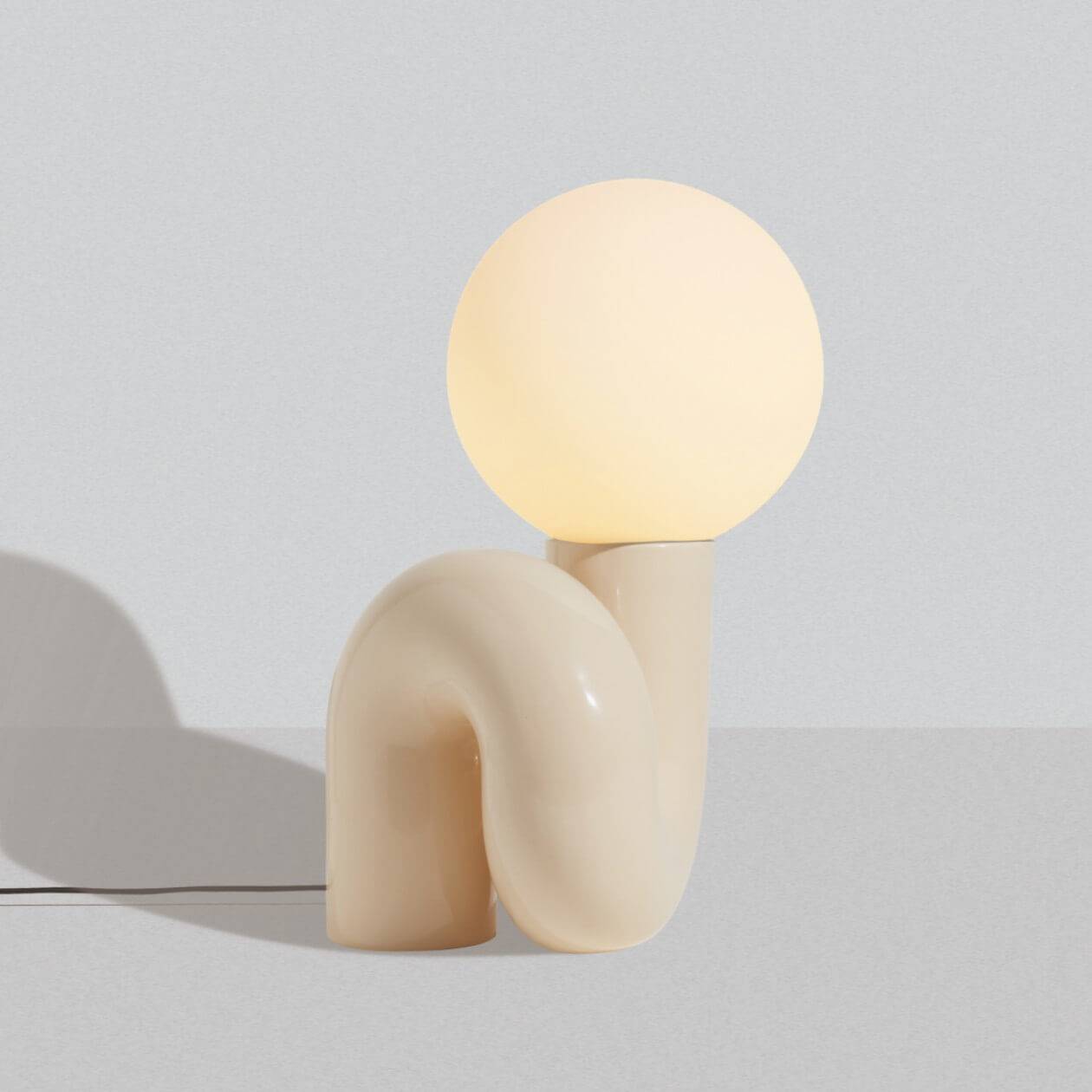 Neotenic lamp