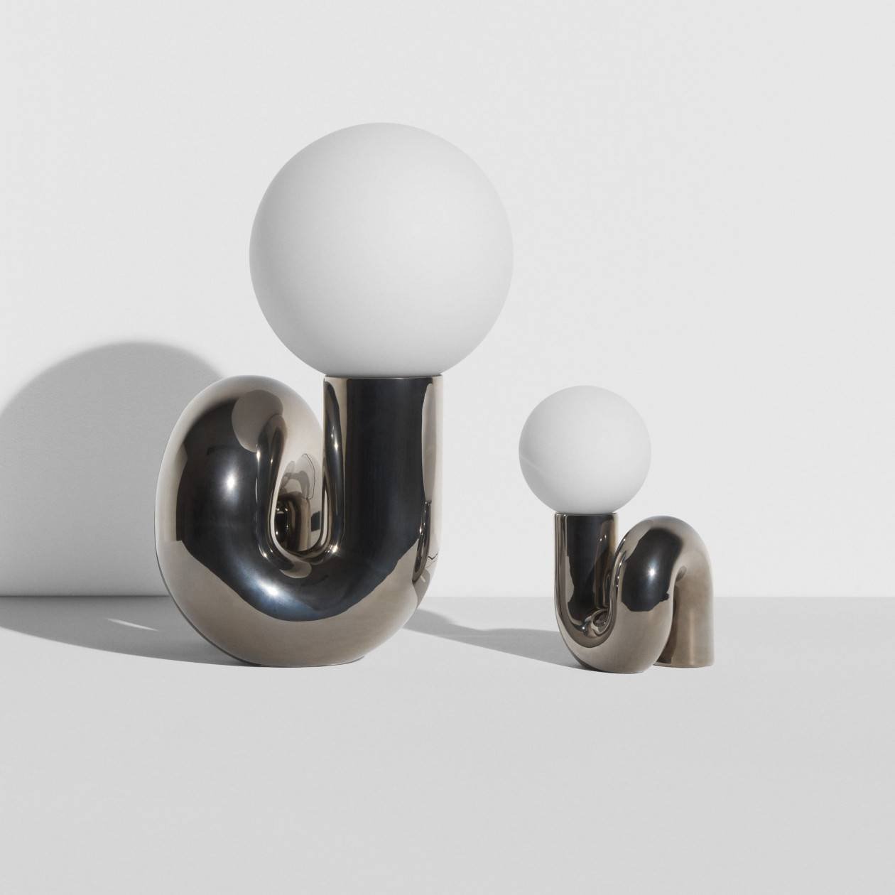 Neotenic lamp