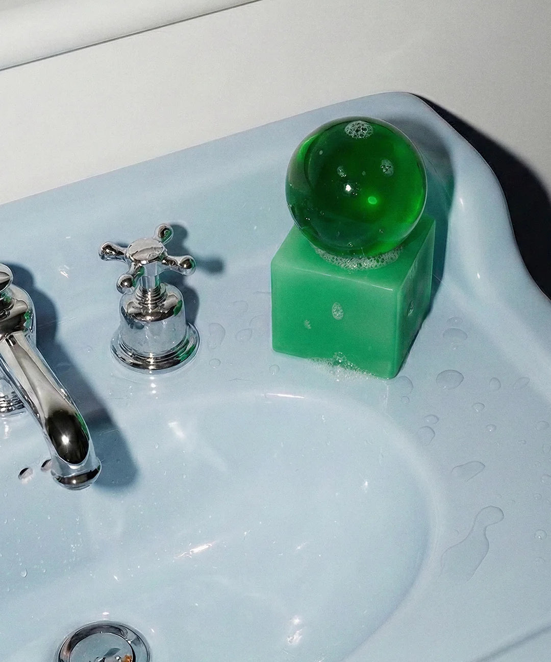oba-soap-aloevera-mattiasmoellenbach.webp