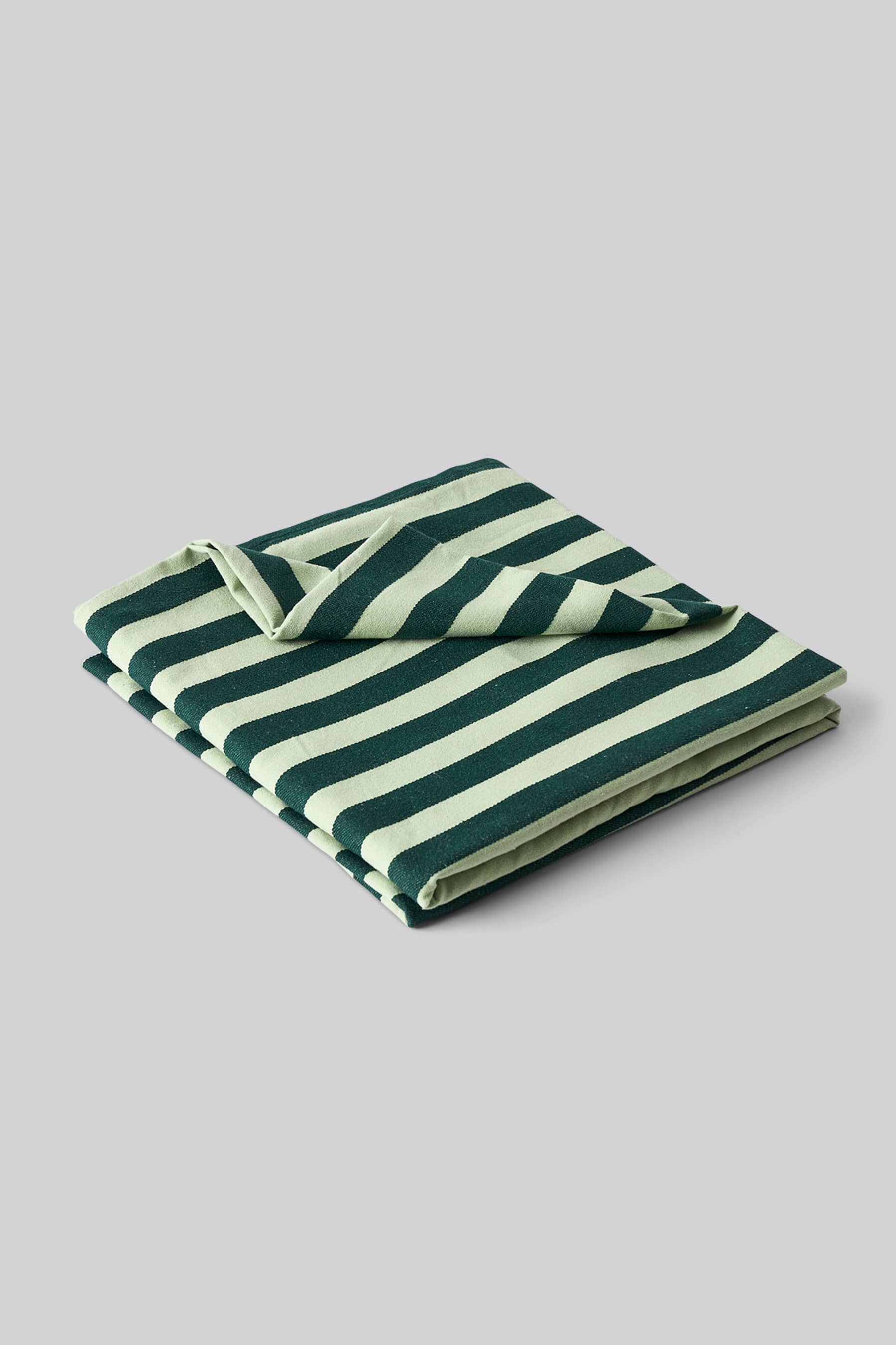 throw - plaid