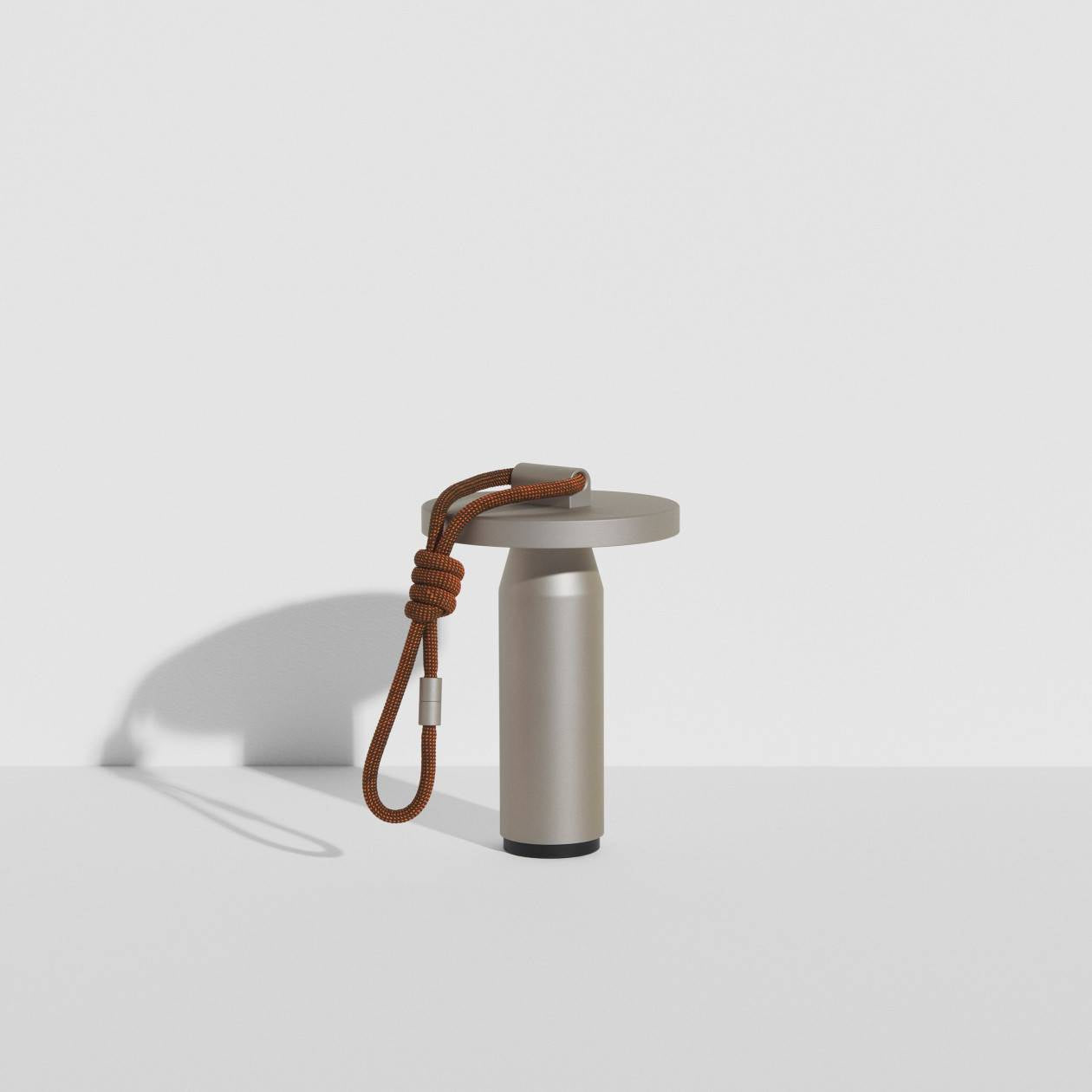 Quasar portable lamp