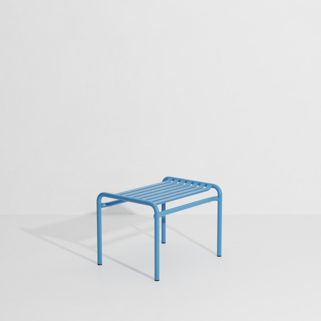 Week-end footstool