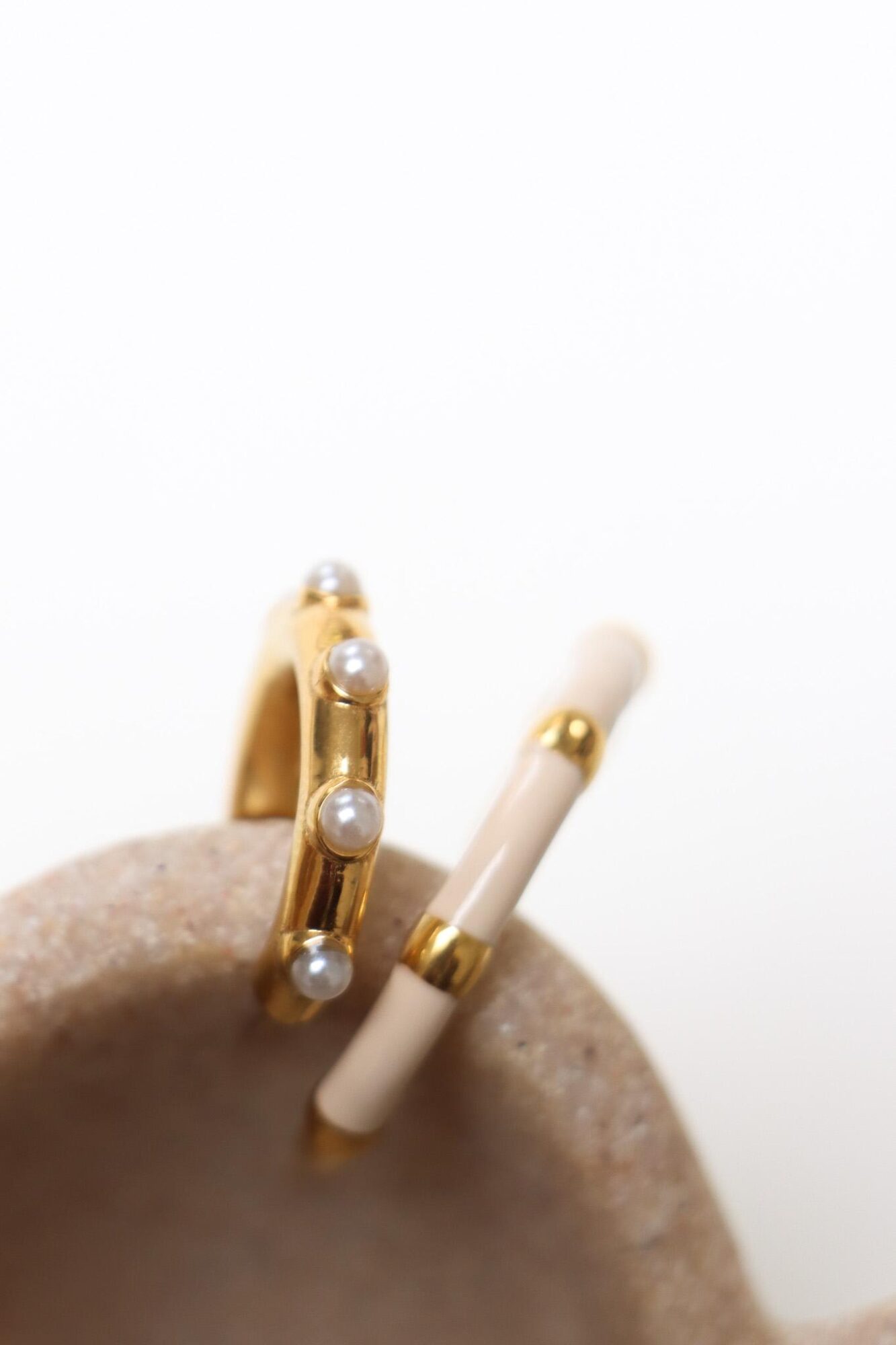 round of pearls hoop