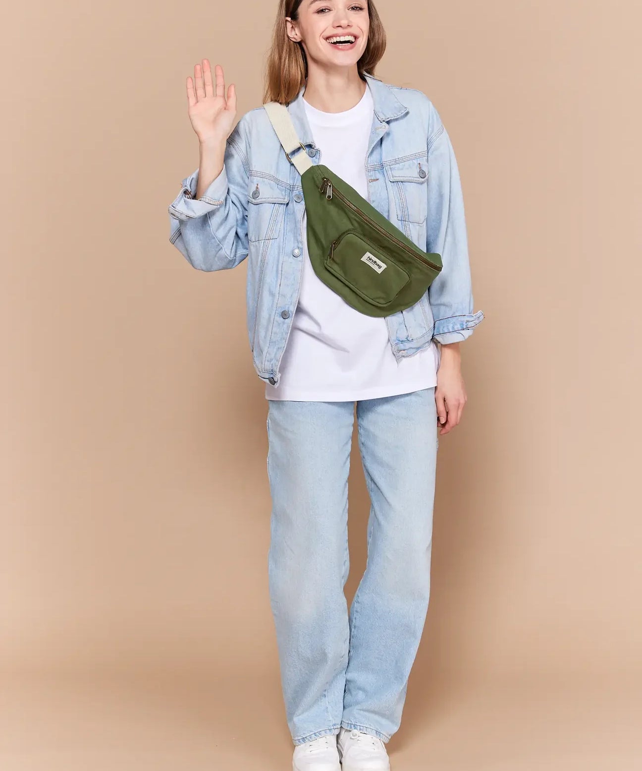sac-banane-xl-sofia-olive_1296x_49d119dd-5130-4441-bd33-dd6ceae273c5.webp
