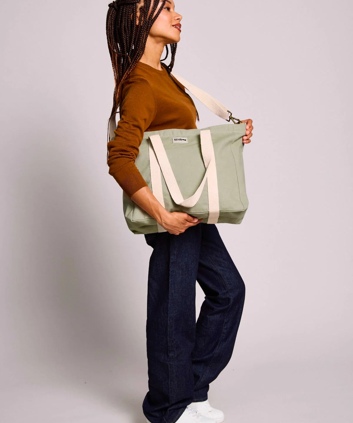 sac-cabas-cesar-vert-argile-02-hindbag_1296x_d2d4bfdb-cfde-4f28-a10a-d6395b19a820.webp