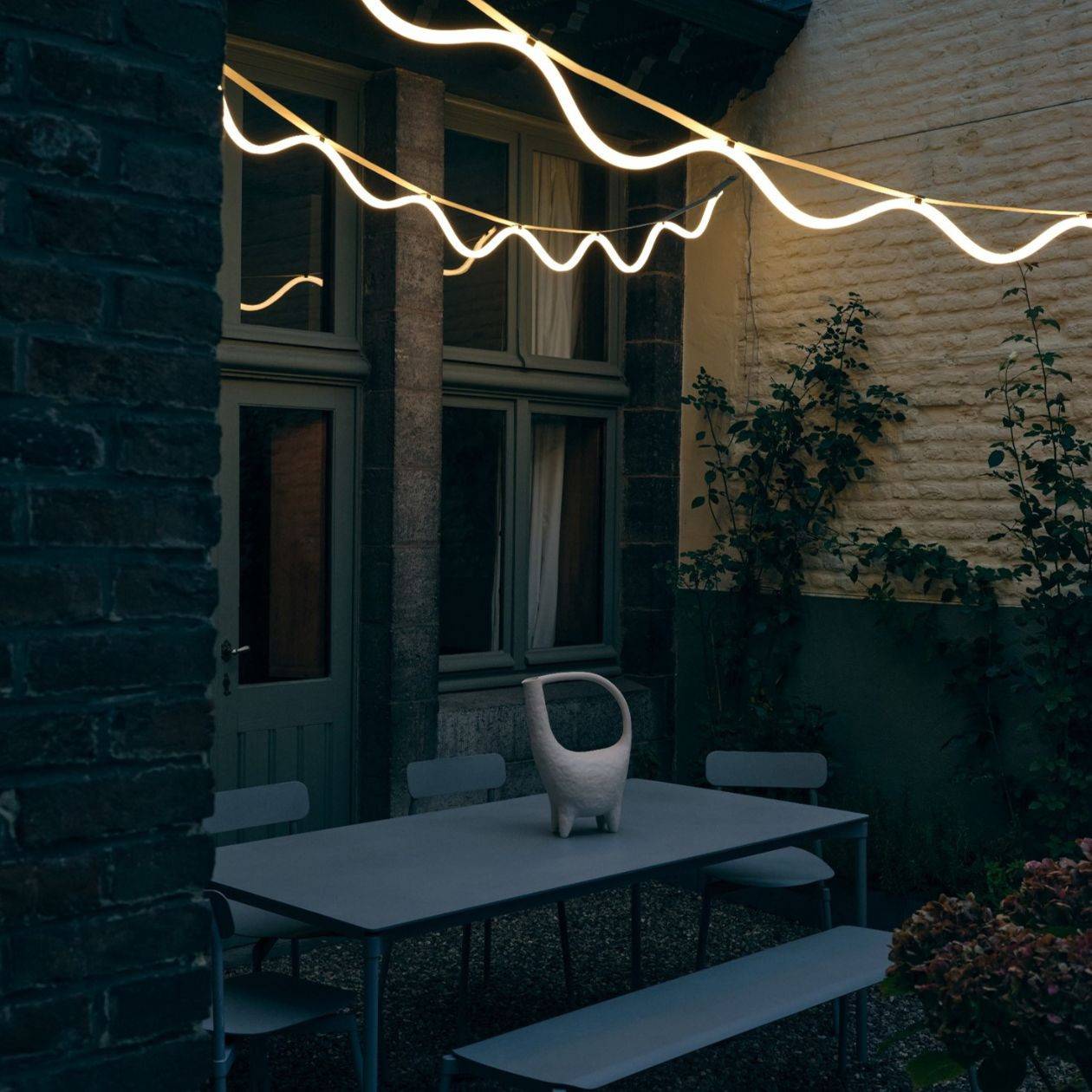 Spline pendant light
