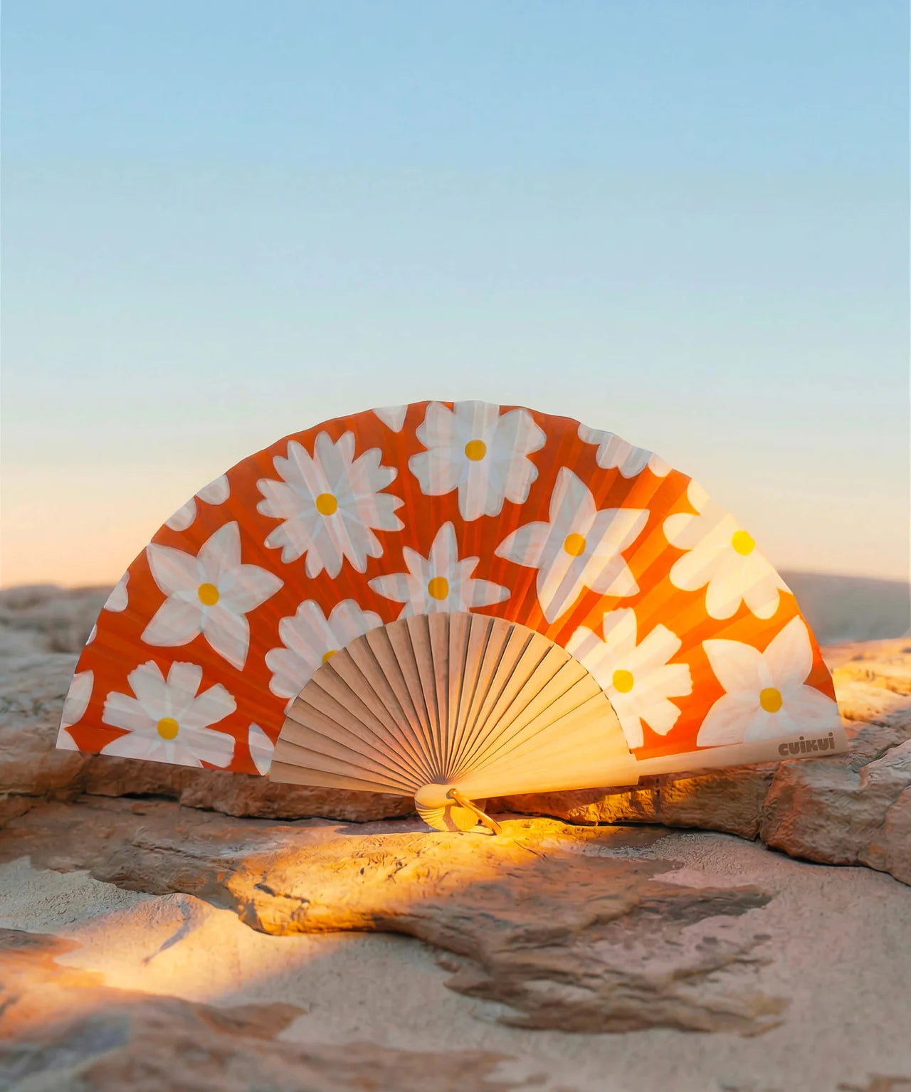 waaier-white-flowers-cuikui-zon.webp