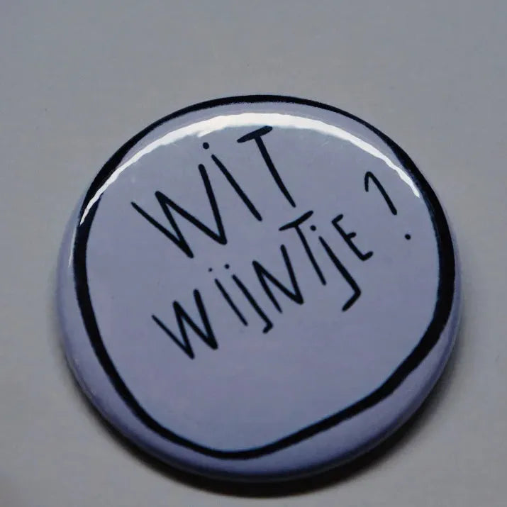 Button - Wit wijntje?