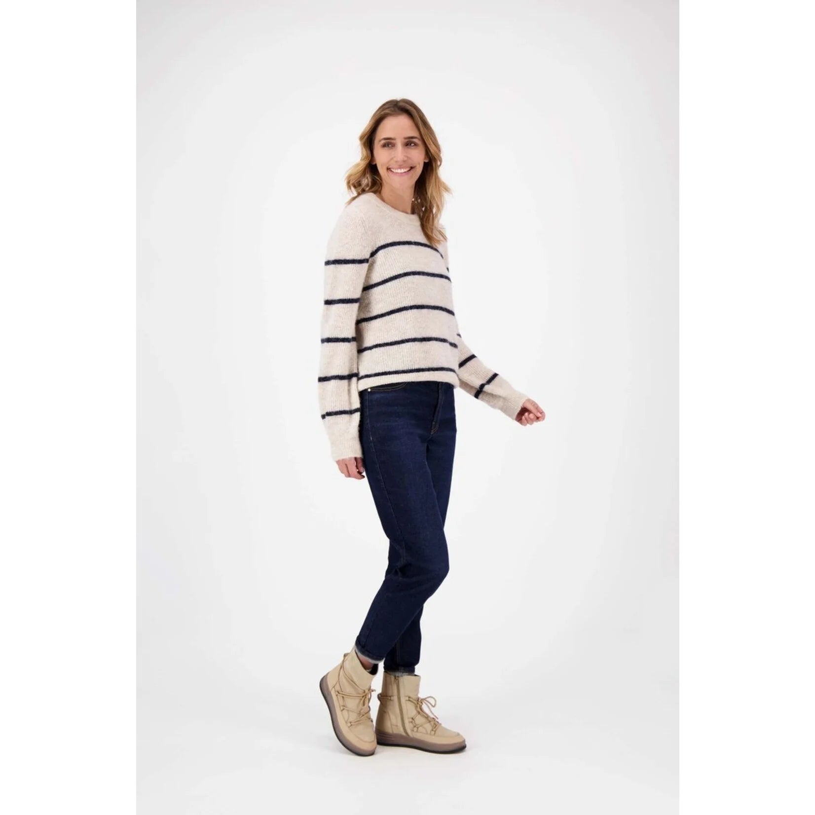 zusss-trendy-momjeans-donkerblauw-maat-l_2.webp