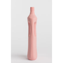 Afbeelding in Gallery-weergave laden, Bottle vase #16 blush
