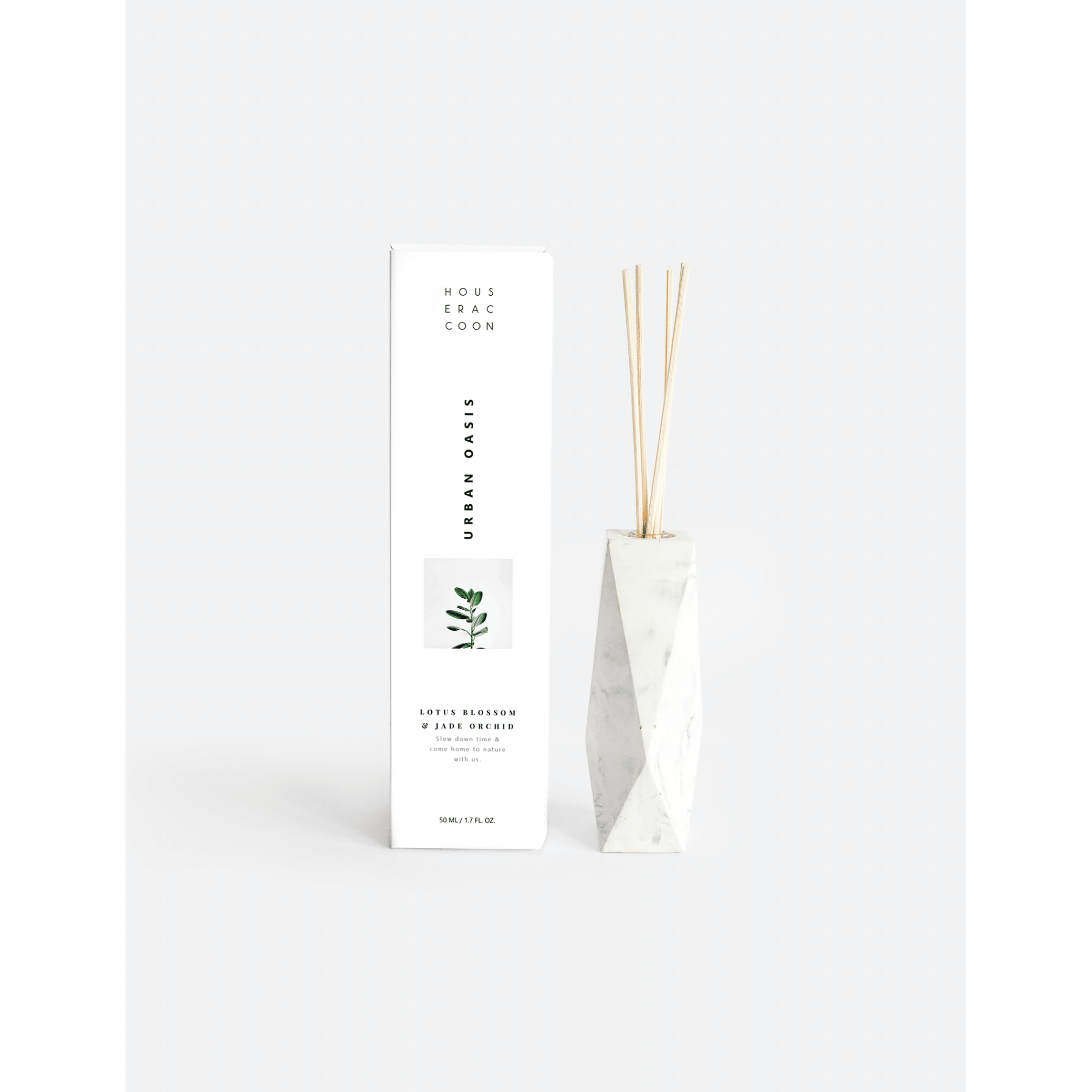 Amava_white-marble_urban-oasis_grey.png