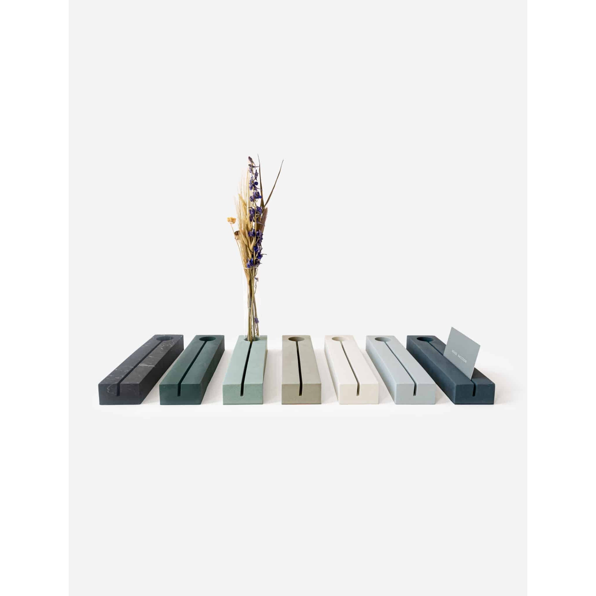 Helena flower/card holder