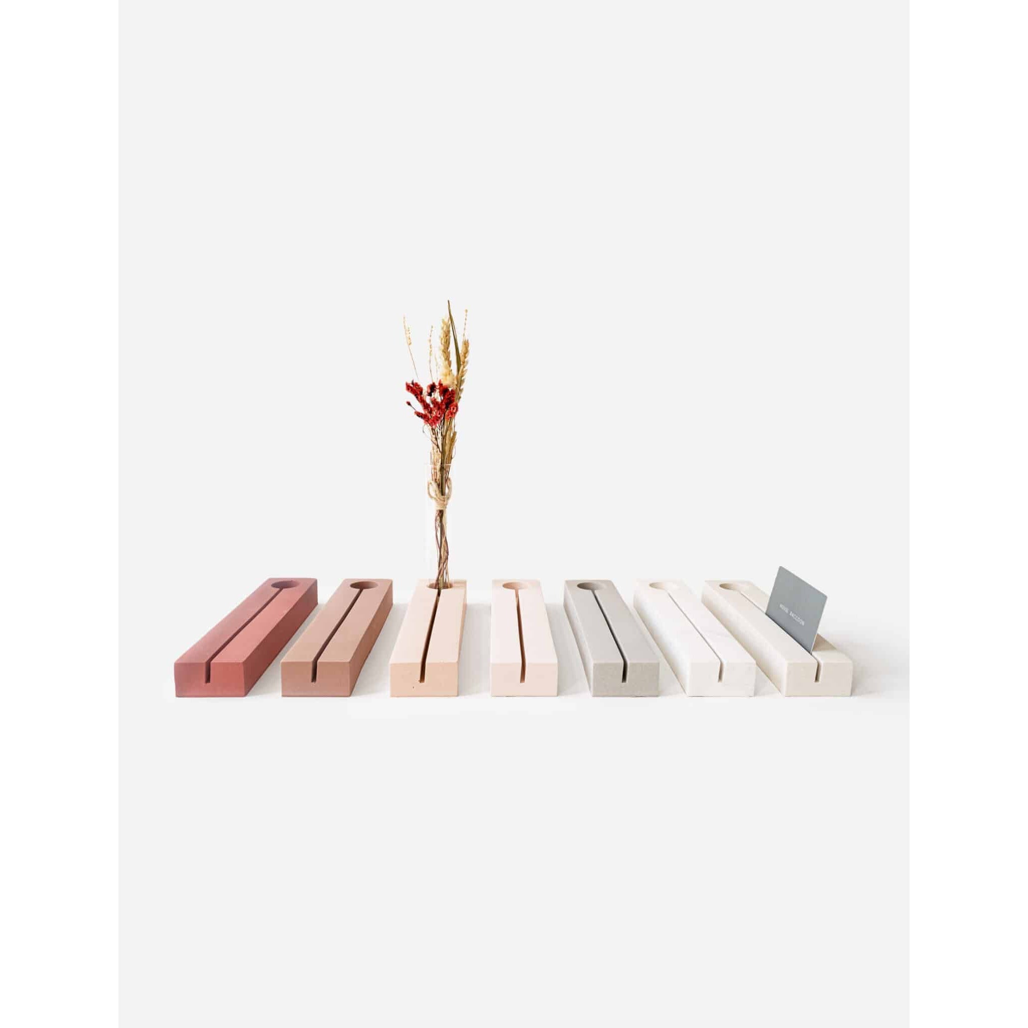 Helena flower/card holder