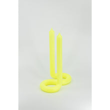 Afbeelding in Gallery-weergave laden, Twist candle - Fluo geel

