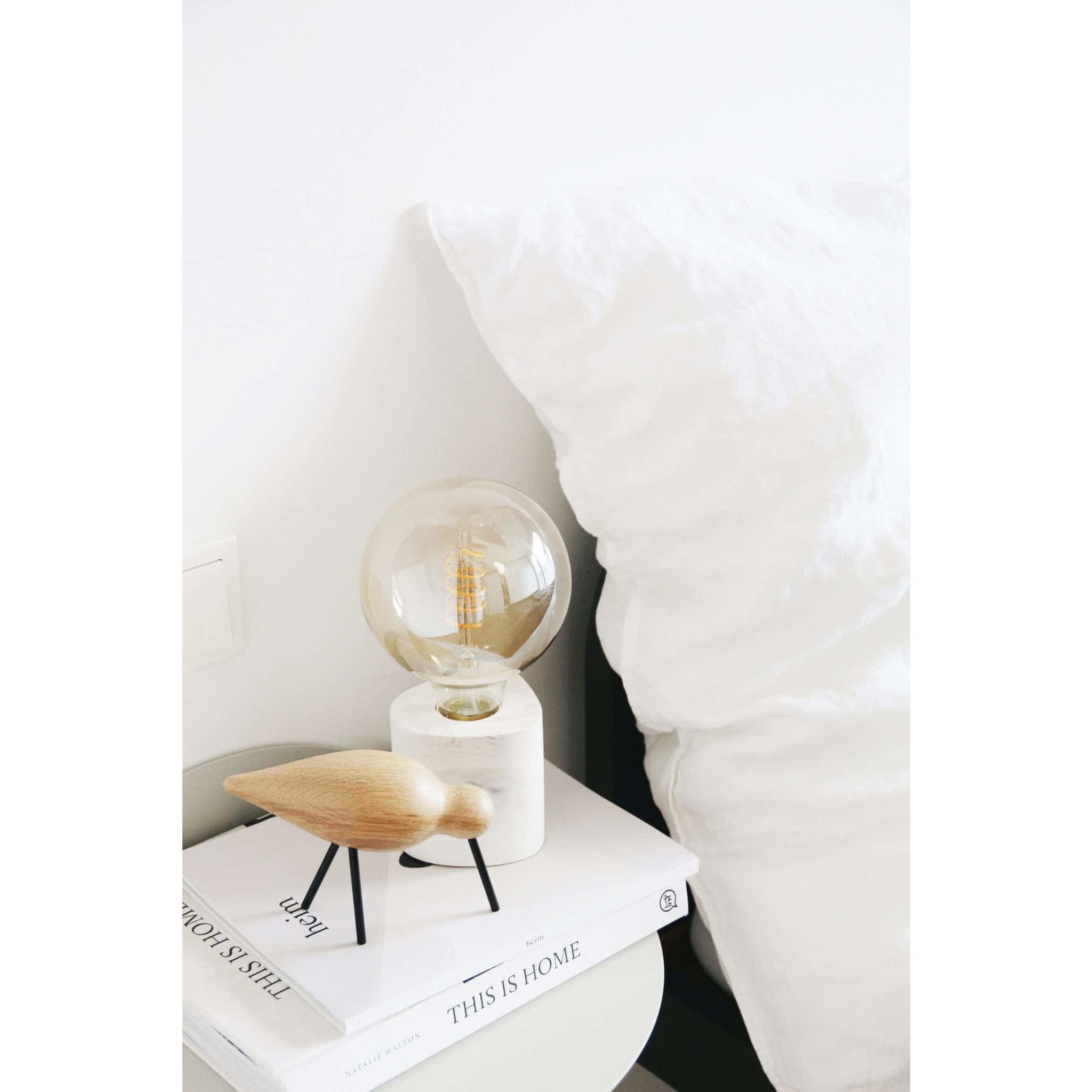 Walter table lamp - white marble
