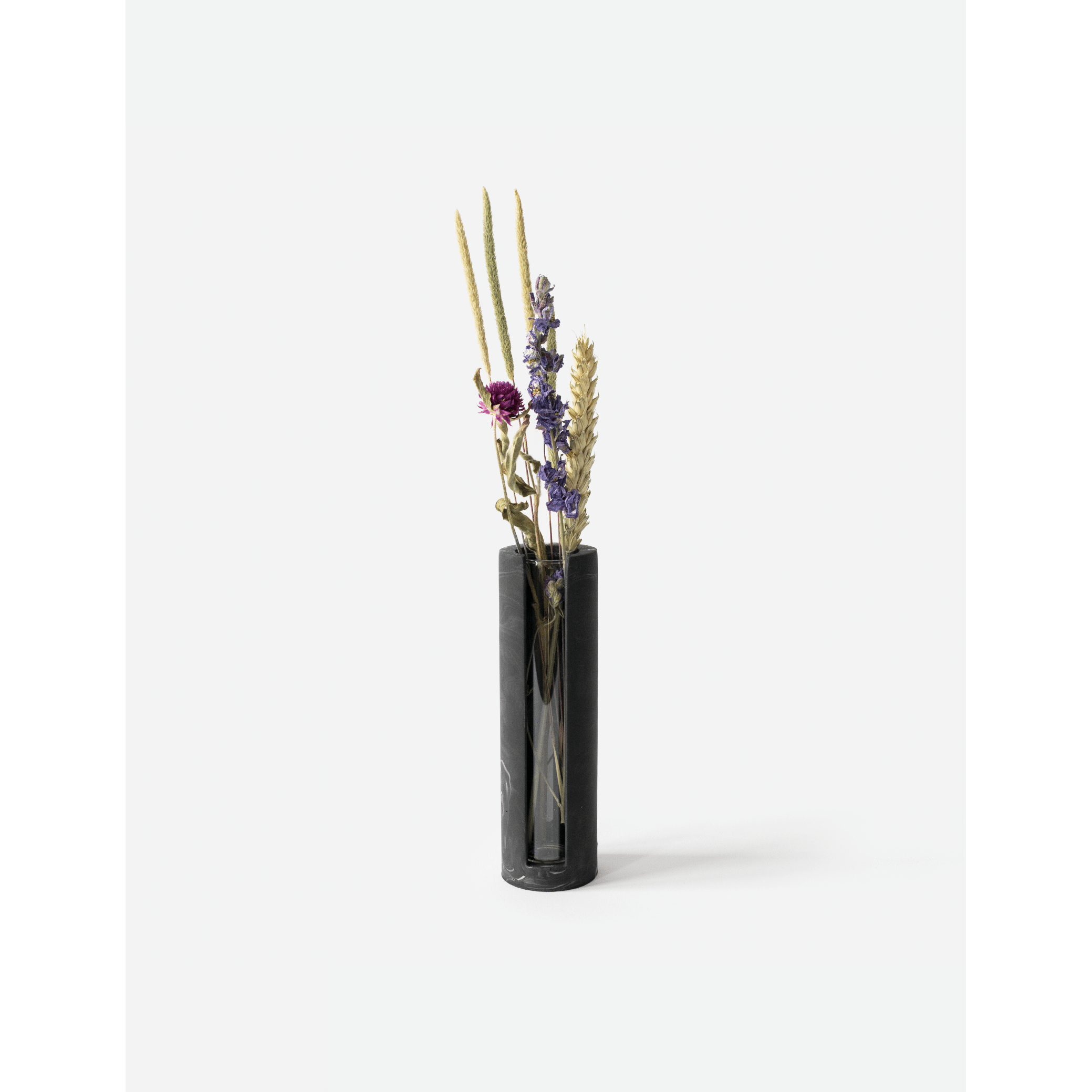 Lily_black-marble_flowers.png
