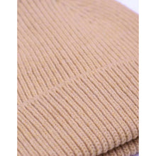 Afbeelding in Gallery-weergave laden, Merino wool hat - Honey beige
