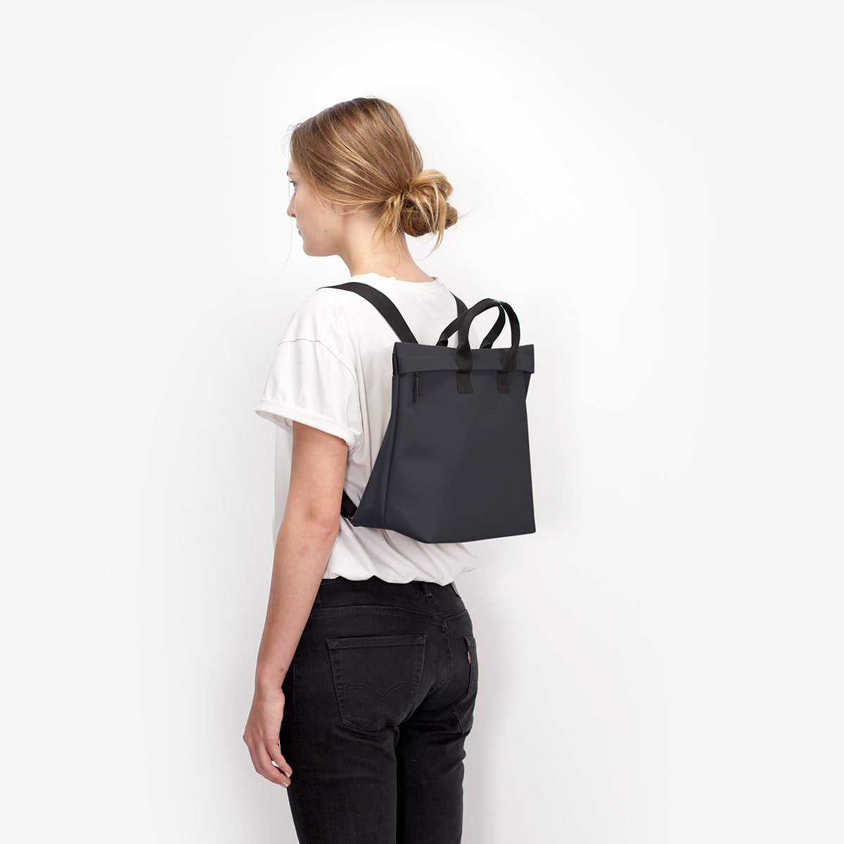 Eliza - Lotus black