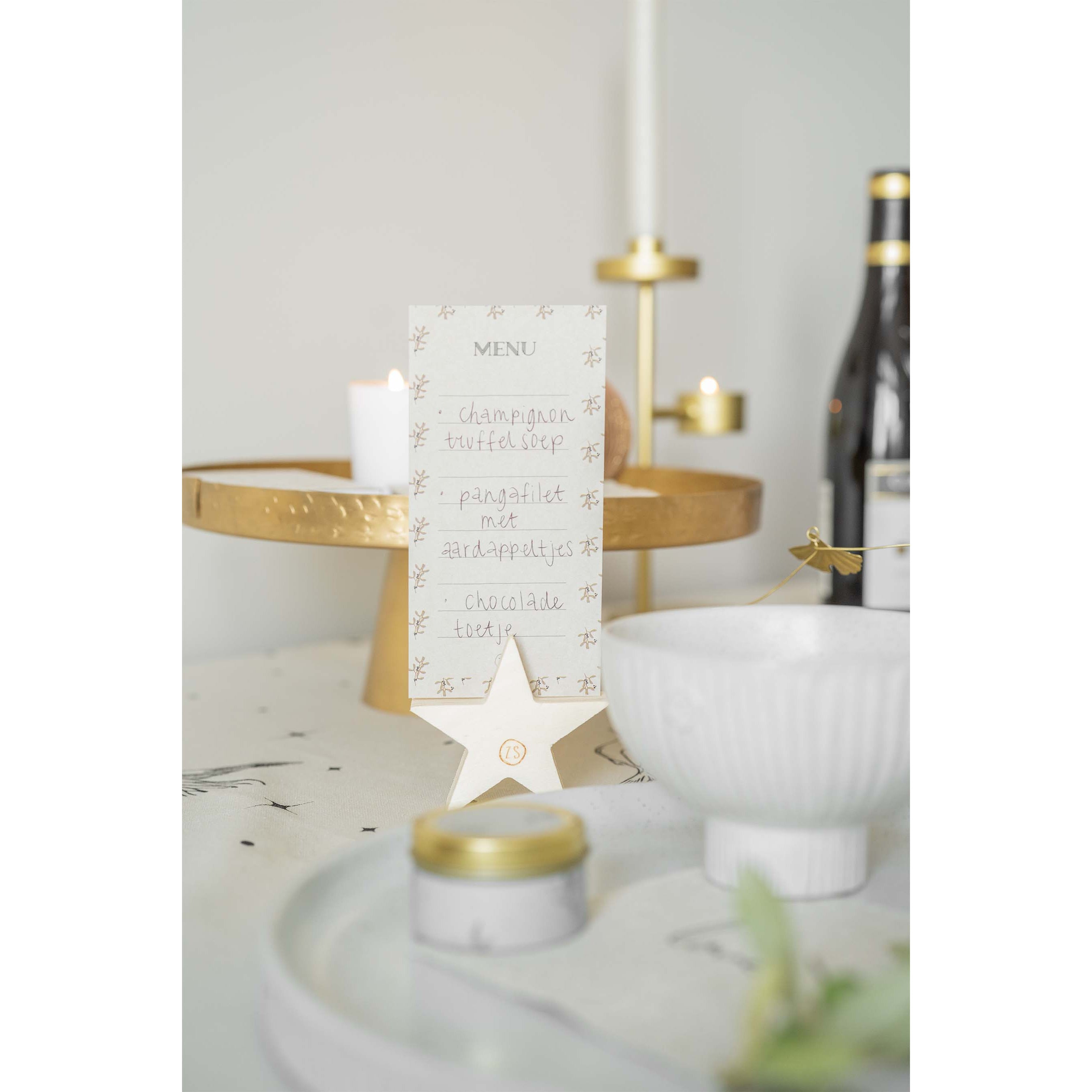 Zusss menukaartjes met houten standaard ster